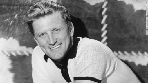 Huyền thoại 3 lần được đề cử Oscar Kirk Douglas qua đời ở tuổi 103