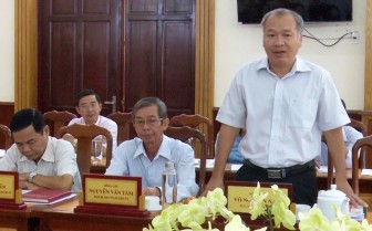 Huyện ủy Chợ Mới lấy ý kiến cán bộ hưu trí đóng góp Văn kiện Đại hội Đảng bộ huyện