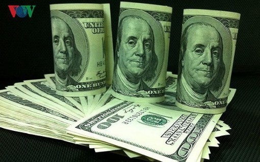 Tỷ giá ngày 8/2: Giá USD trong nước tăng nhẹ