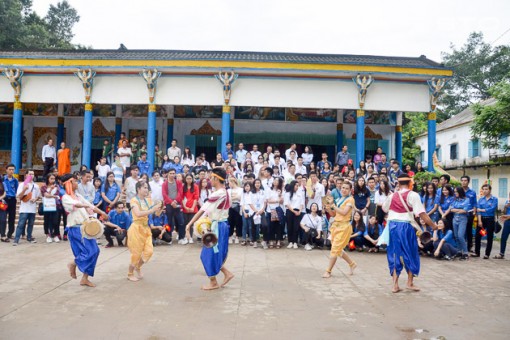 Phát huy tiềm năng, lợi thế để phát triển du lịch