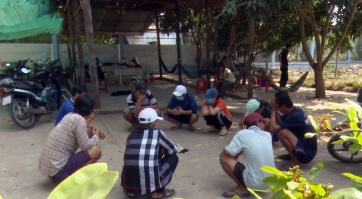 Công an Chợ Mới triệt xóa sòng lắc tài xỉu