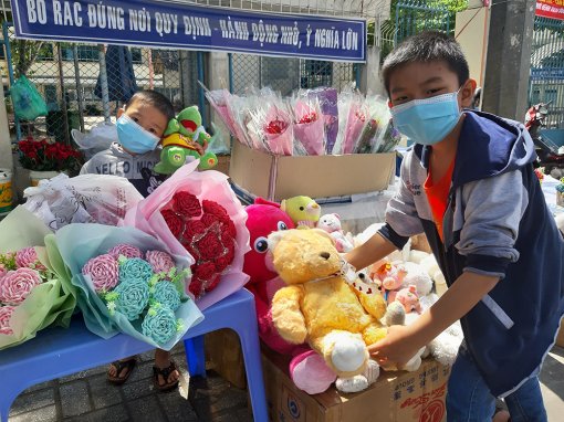 Hấp dẫn quà tặng dịp lễ tình nhân