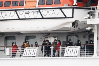 Nhật Bản xác nhận 355 trường hợp nhiễm COVID-19 trên du thuyền Diamond Princess