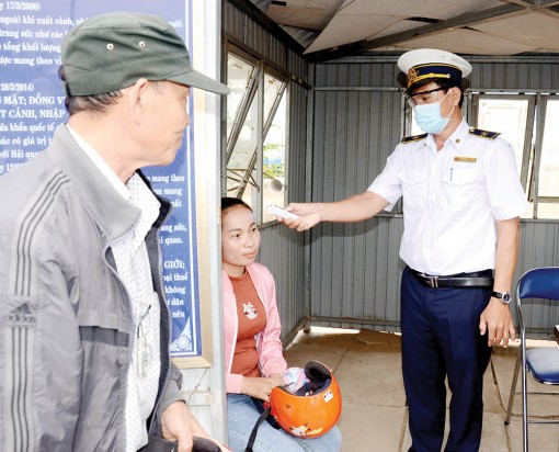 Tăng cường phòng, chống dịch bệnh Covid-19 ở địa bàn biên giới