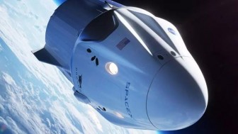 SpaceX công bố dự án mới đưa du khách vào không gian