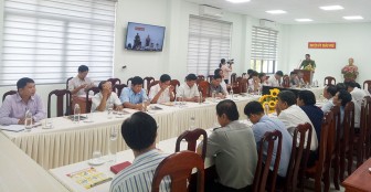 Ban Tuyên giáo Huyện ủy Châu Phú tổ chức hội nghị báo cáo viên tháng 2