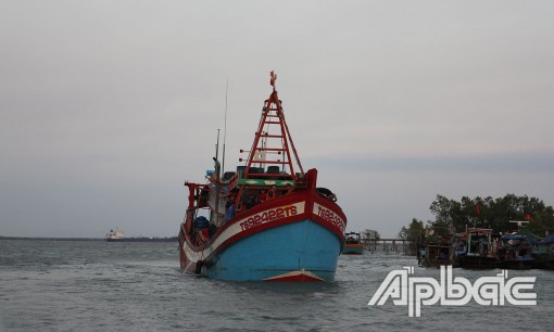 Va chạm tàu cá, 1 người chết, 1 người mất tích