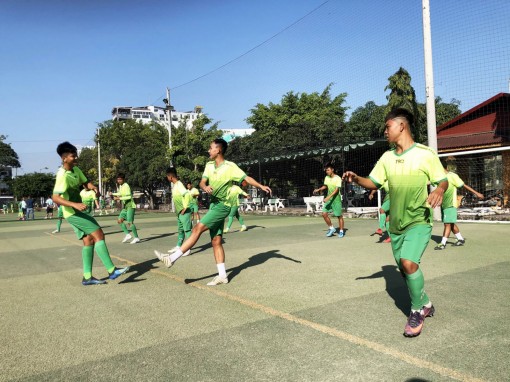 Cần Thơ “trui rèn” lứa U17