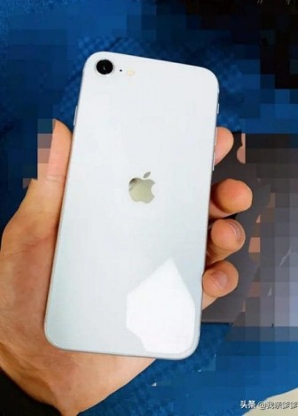 iPhone 9 lộ diện ngoài thực tế?