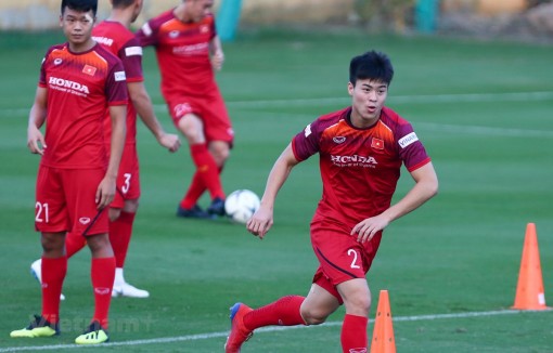 Hoãn vòng loại World Cup 2022, tuyển Việt Nam hưởng lợi hay gặp khó?