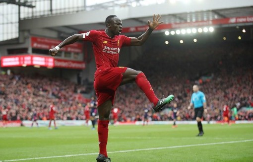 Đánh bại Bournemouth, Liverpool tạm bỏ xa Man City 25 điểm