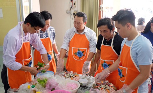 Công đoàn cơ sở Trung tâm Văn hóa nghệ thuật An Giang họp mặt kỷ niệm 110 năm ngày Quốc tế Phụ nữ 8- 3