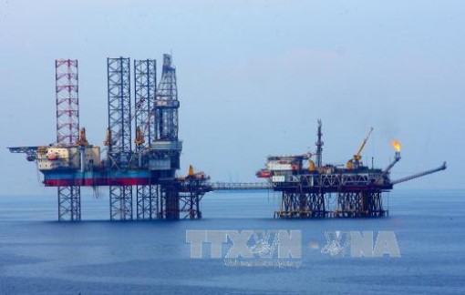 Khai thác dầu khí vượt 11,5% kế hoạch