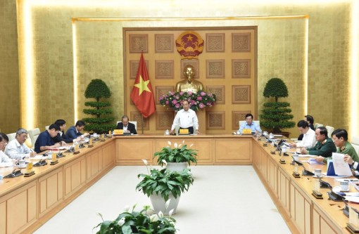Thủ tướng: Có biện pháp mạnh mẽ để bảo vệ sức khỏe cho dân