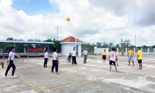 An Giang: Sôi nổi phong trào bóng chuyền hơi ở đầu nguồn