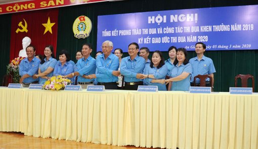 Đặt mục tiêu mới cho các phong trào thi đua