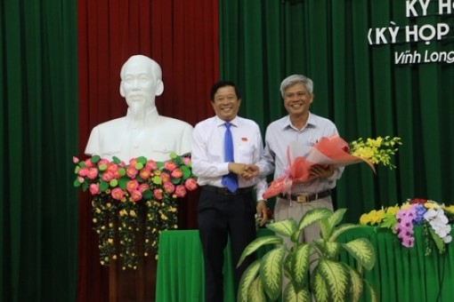 Bầu bổ sung Phó Chủ tịch UBND tỉnh Vĩnh Long