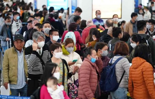 Hành khách đi các xe vận tải công cộng phải khai báo y tế bắt buộc