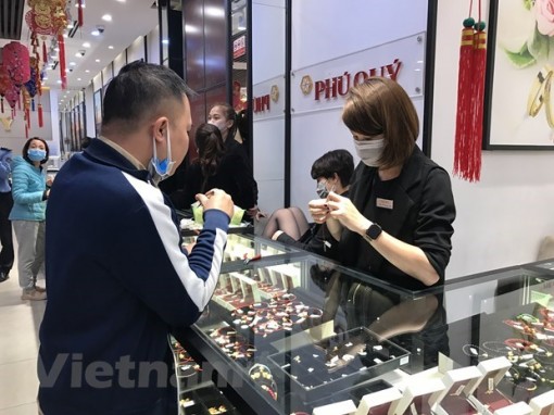 Thị trường vàng trong nước đón đợi các động thái nới lỏng tiền tệ