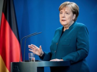 Thủ tướng Đức cách ly vì tiếp xúc người nhiễm COVID-19