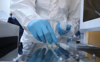 Pháp thử nghiệm một số thuốc điều trị SARS-CoV-2