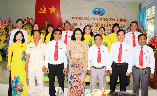 Long Xuyên: Tổ chức thành công Đại hội Đảng bộ điểm