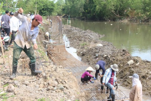 Cần Thơ: Đẩy nhanh tiến độ Dự án kè chống sạt lở tại rạch Cái Sơn