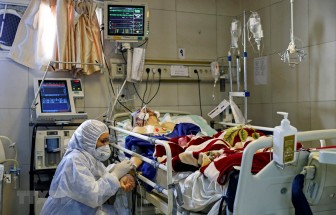 Iran: Số ca tử vong do dịch bệnh COVID-19 tăng lên gần 2.900 người