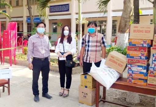 Đồng tâm hiệp lực, ứng phó đại dịch toàn cầu