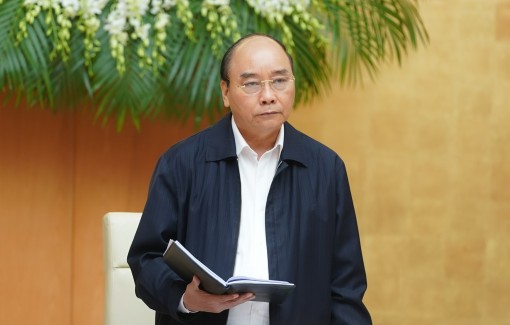 Thủ tướng: Hỗ trợ trực tiếp người nghèo, người lao động gặp khó khăn do COVID-19