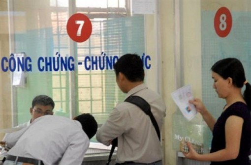 Long An: Tạm dừng hoạt động công chứng, thừa phát lại
