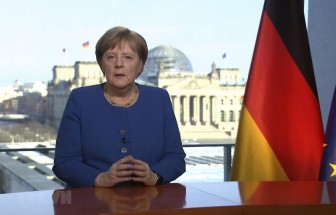 Thủ tướng Đức Merkel quay lại làm việc sau thời gian tự cách ly
