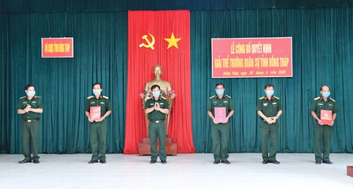 Công bố quyết định giải thể Trường Quân sự tỉnh Đồng Tháp