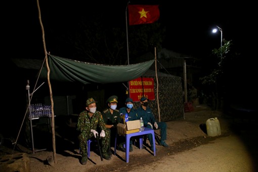 Bộ đội Biên phòng Đồng Tháp tích cực phòng, chống dịch covid-19