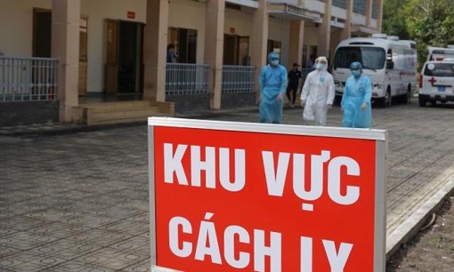 Vì sao nhiều người hết 14 ngày cách ly phòng dịch COVID-19 vẫn chưa được rời khu cách ly?