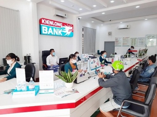 Ngân hàng giảm lãi suất cho vay đối với người bị ảnh hưởng dịch