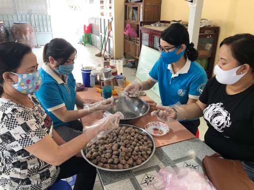 Chuyện hậu cần cho khu cách ly