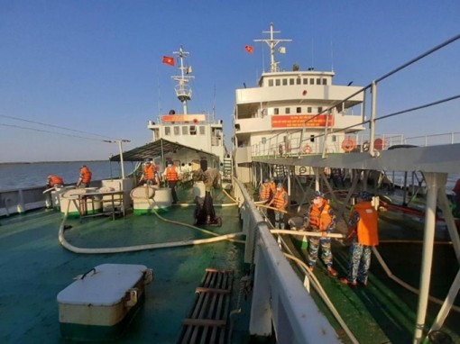 Ấm áp tình quân dân