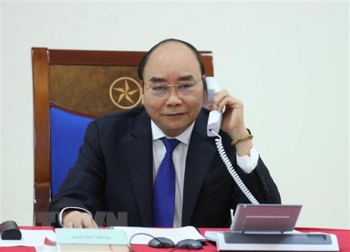 Thủ tướng Chính phủ Nguyễn Xuân Phúc điện đàm với Thủ tướng Australia