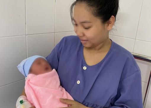 Cần Thơ : Cấp cứu thành công trường hợp dây rốn quấn cổ thai nhi 4 vòng