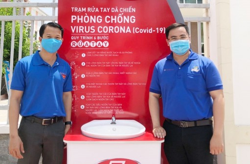Bến Tre: Lắp đặt và vận hành trạm rửa tay dã chiến phòng chống dịch Covid-19