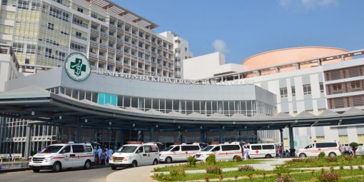 Bệnh viện Đa khoa trung tâm An Giang tiếp nhận 99 mẫu xét nghiệm virus SARS-CoV-2