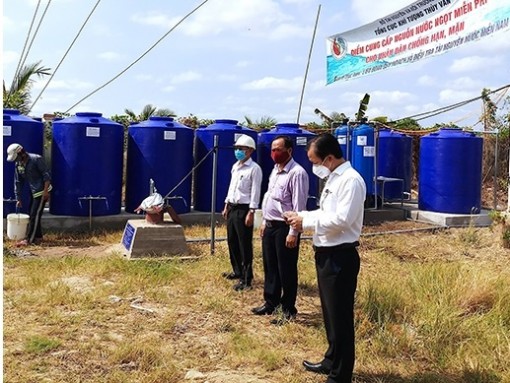 Đưa nước sạch về vùng hạn Cà Mau