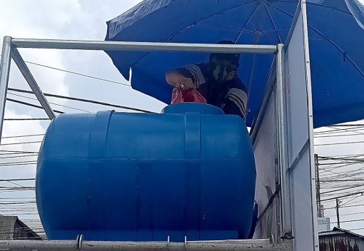 Cà Mau: Đưa vào sử dụng máy tự động phát gạo cho người nghèo