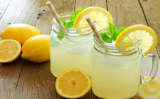 Tăng cường miễn dịch, giảm cân với nước chanh