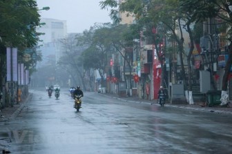 Bắc Bộ mưa dông, Tây Nguyên và Nam Bộ đề phòng thời tiết nguy hiểm