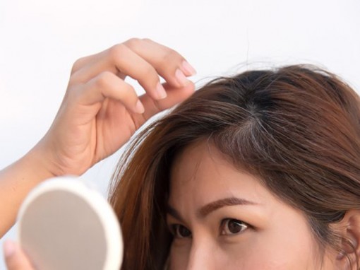 Vì sao tóc bạc sớm và cách để thành tóc đen tự nhiên?