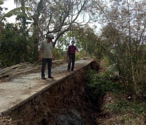 U Minh xảy ra 30 điểm sạt lở lộ giao thông nông thôn