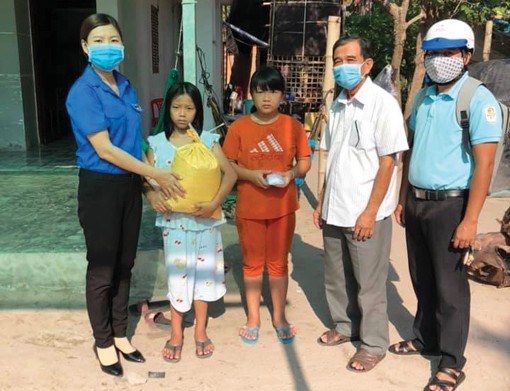 Những tấm lòng thơm thảo