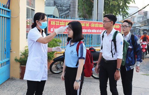 Tiếp tục tăng cường các biện pháp phòng, chống dịch bệnh Covid-19 và chuẩn bị cho học sinh đi học trở lại